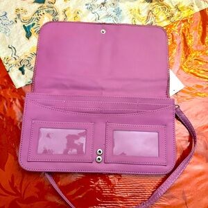 Leather short strap/wristlet purse nwot